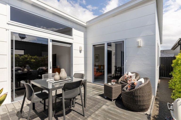 Photo of property in 49 Awatira Drive, Papamoa Beach, Papamoa, 3118