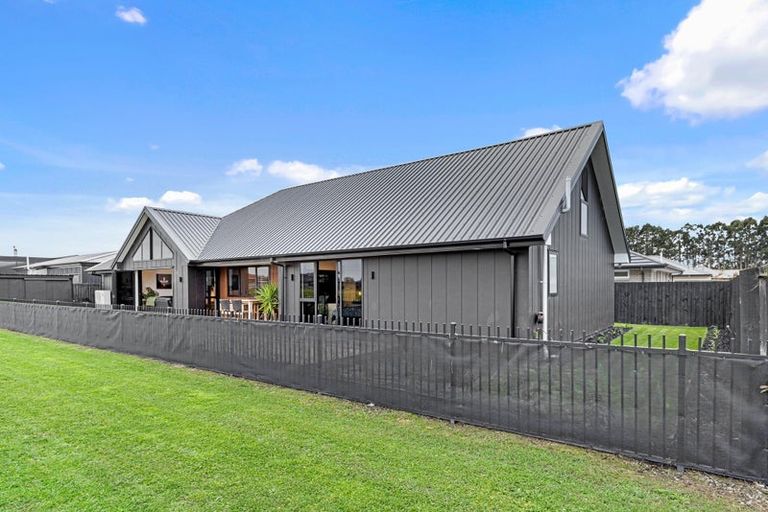 Photo of property in 38 Stationmasters Way, Prebbleton, 7604