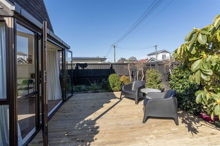 Photo of property in 54a Searells Road, Strowan, Christchurch, 8052