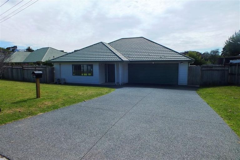 Photo of property in 1/1 Langton Road, Stanmore Bay, Whangaparaoa, 0932