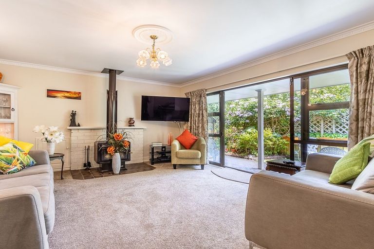 Photo of property in 270 Te Moana Road, Waikanae, 5036