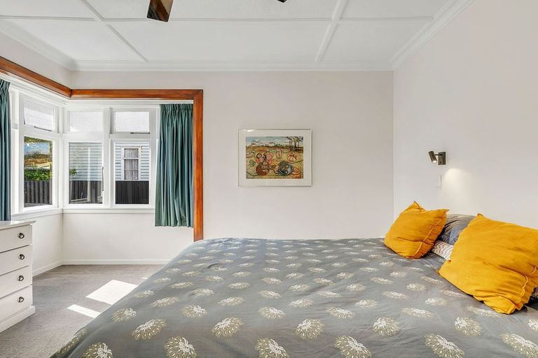 Photo of property in 38 Palmer Crescent, Silverstream, Upper Hutt, 5019