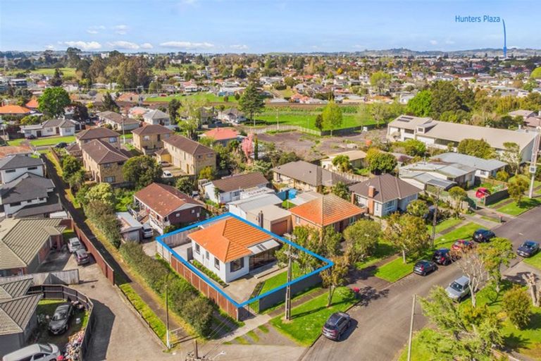 Photo of property in 1/18 Ashlynne Avenue, Papatoetoe, Auckland, 2025