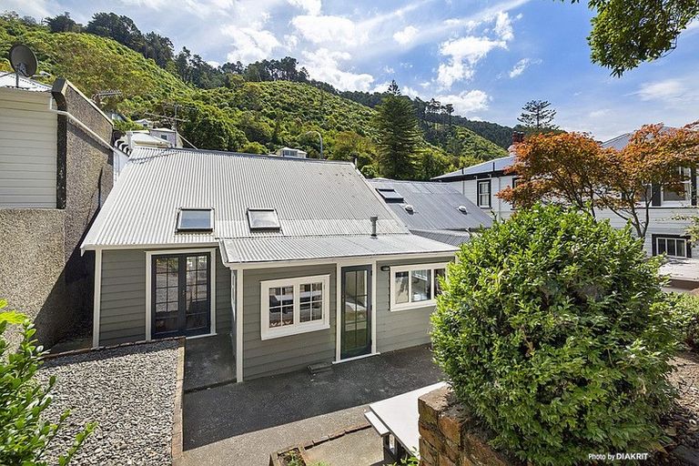 Photo of property in 265 Tinakori Road, Thorndon, Wellington, 6011