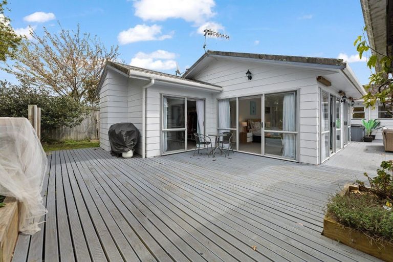 Photo of property in 48 Richmond Avenue, Richmond Heights, Taupo, 3330