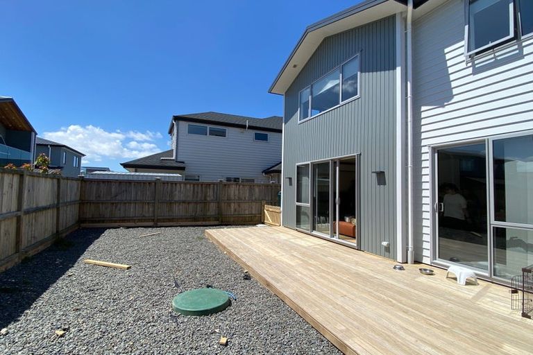 Photo of property in 20 Toanui Road, Hobsonville, Auckland, 0616