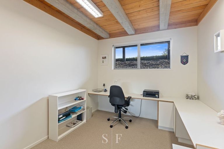 Photo of property in 8 Ngarara Road, Waikanae, 5036
