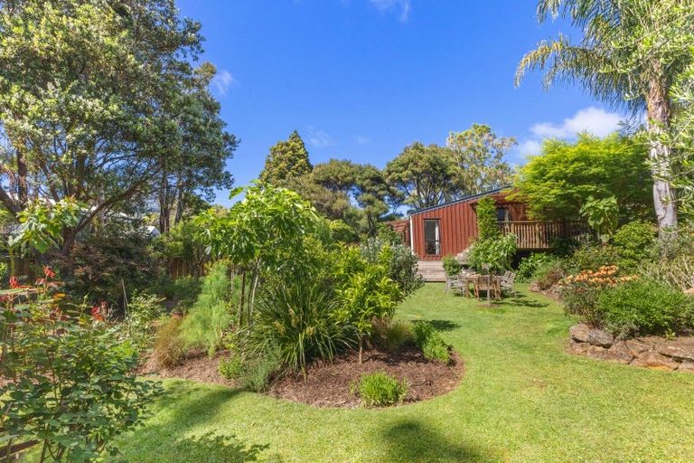 Photo of property in 5 Pounamu Place, Kerikeri, 0294