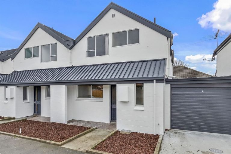 Photo of property in 2/33 Pavitt Street, Richmond, Christchurch, 8013