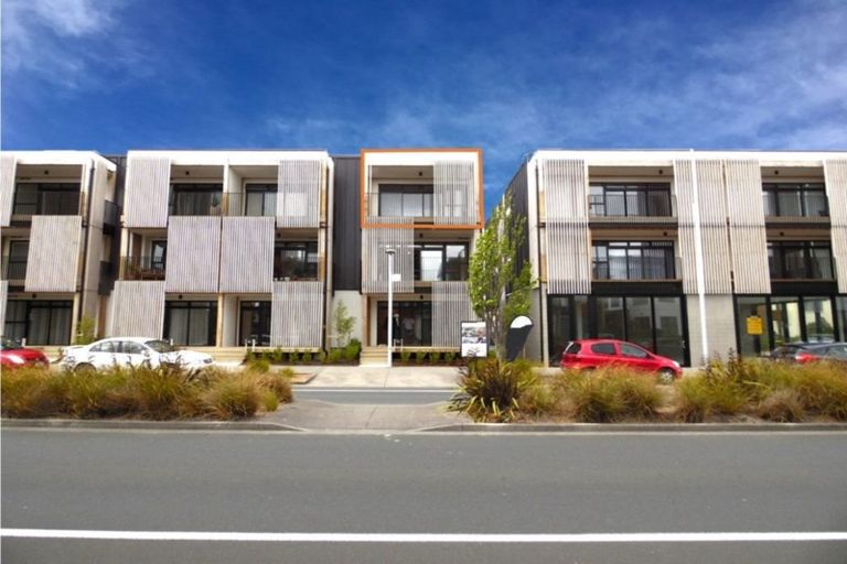 Photo of property in 9/165 Hobsonville Point Road, Hobsonville, Auckland, 0616