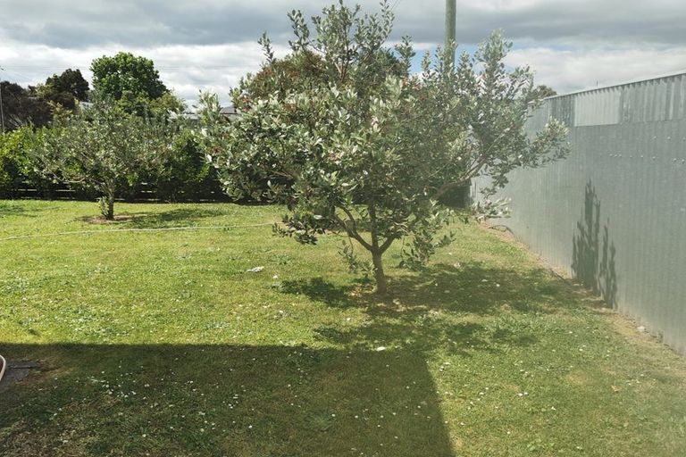 Photo of property in 1/1302 Caroline Road, Mayfair, Hastings, 4122