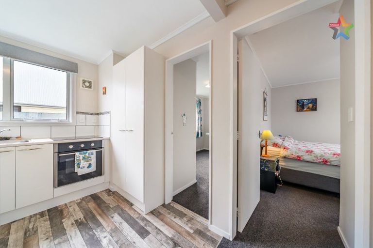 Photo of property in 40b Leighton Avenue, Waiwhetu, Lower Hutt, 5010