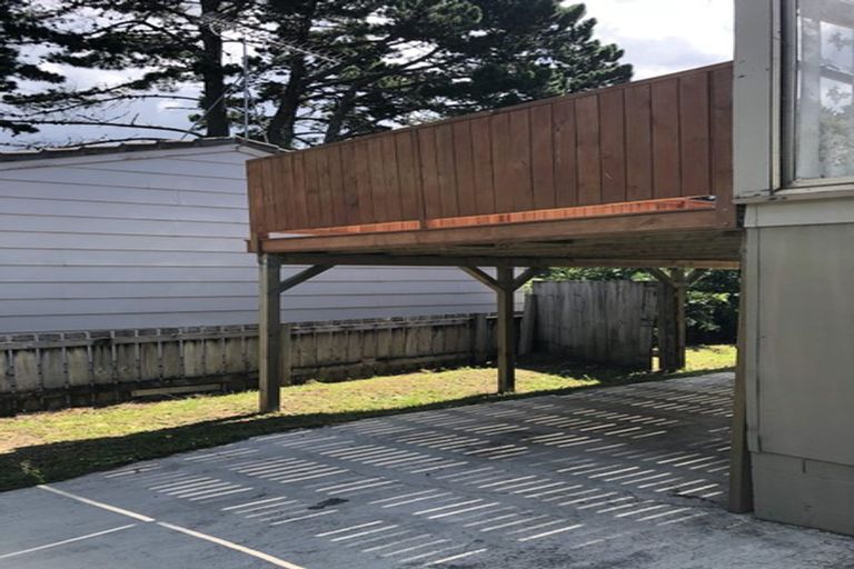 Photo of property in 1/93 Archmillen Avenue, Pakuranga Heights, Auckland, 2010