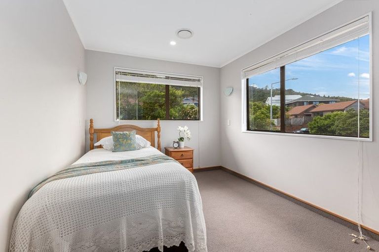 Photo of property in 33 Satara Crescent, Khandallah, Wellington, 6035