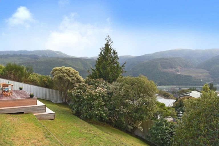Photo of property in 136 Holborn Drive, Stokes Valley, Lower Hutt, 5019