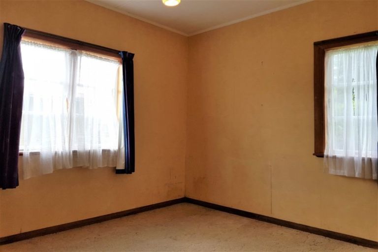 Photo of property in 111 Apatu Street, Wairoa, 4108