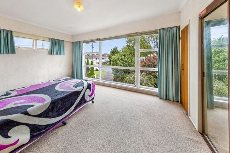 Photo of property in 79 Birdwood Avenue, Papatoetoe, Auckland, 2025