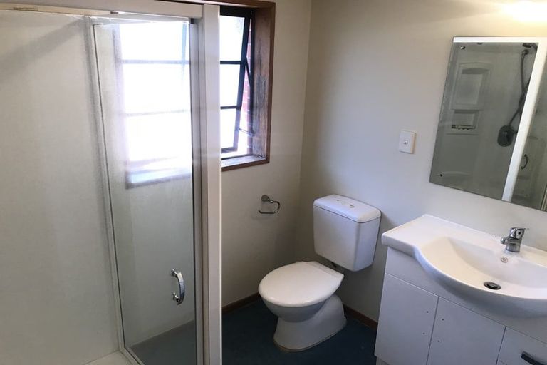 Photo of property in 19 Wadeley Road, Ilam, Christchurch, 8041