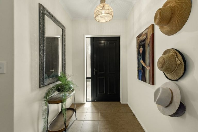 Photo of property in 9 Parkwood Place, Papamoa Beach, Papamoa, 3118