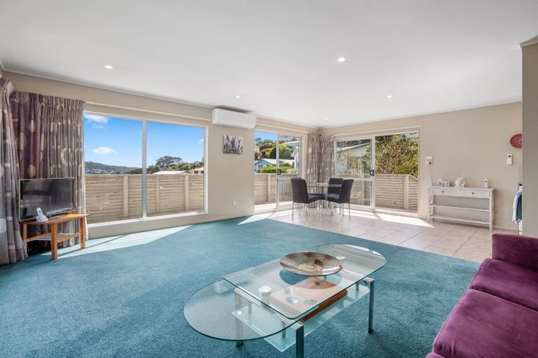 Photo of property in 23 Inlet View, Titahi Bay, Porirua, 5022