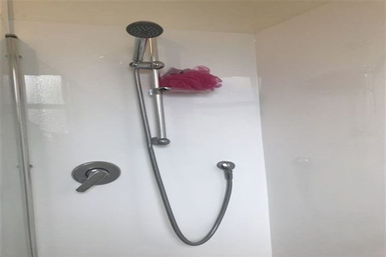 Photo of property in 16 Balgay Street, Upper Riccarton, Christchurch, 8041