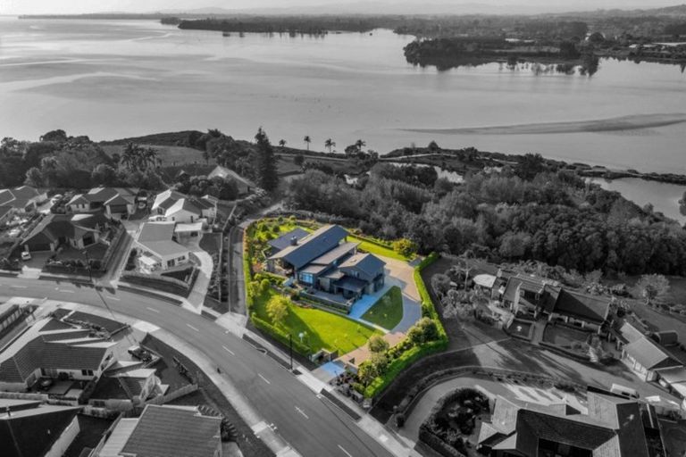 Photo of property in 73 Margaret Drive, Omokoroa, 3114