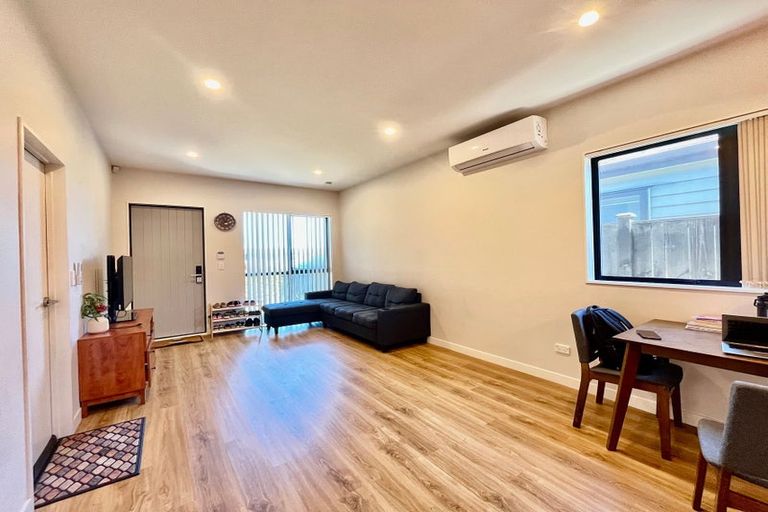 Photo of property in 28 Opoka Street, Takanini, 2110