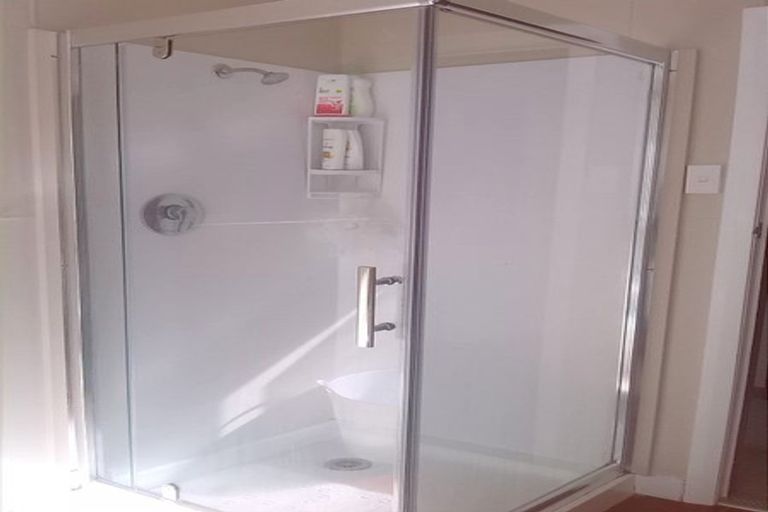 Photo of property in 195 Tukapa Street, Westown, New Plymouth, 4310