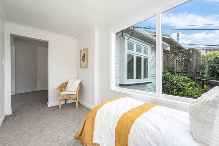 Photo of property in 36 Tavistock Road, Melrose, Wellington, 6023