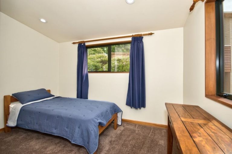 Photo of property in 237 Fernhill Road, Sunshine Bay, Queenstown, 9300