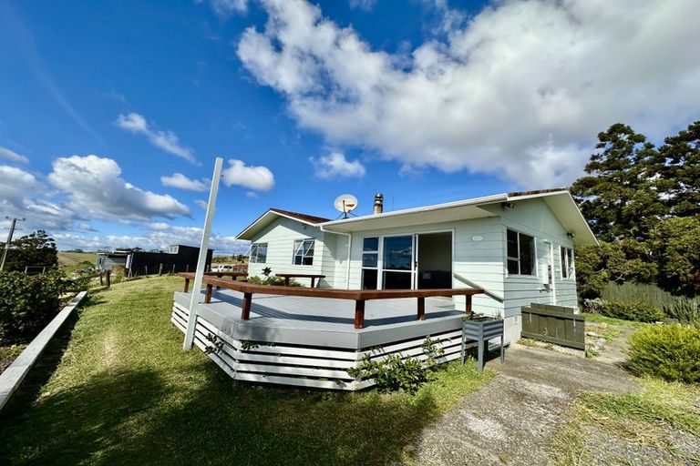 Photo of property in 358 Cable Bay Block Road, Cable Bay, 0420