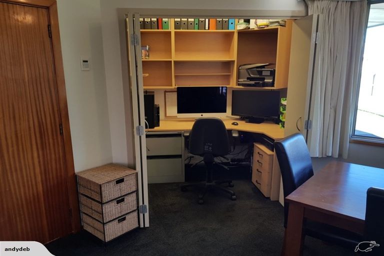 Photo of property in 126 Somerfield Street, Somerfield, Christchurch, 8024