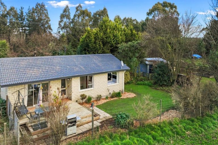 Photo of property in 2324 Oxford Road, Starvation Hill, Oxford, 7495