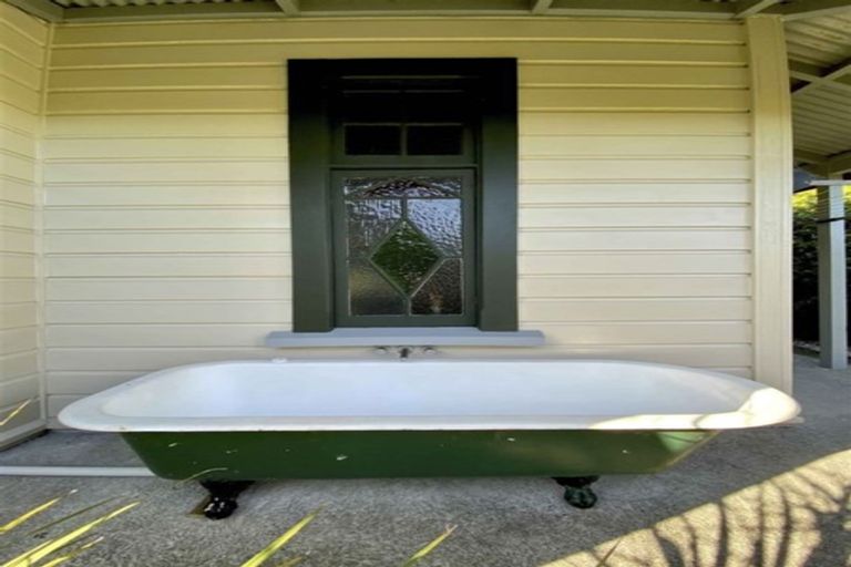 Photo of property in 24 Compton Street, Georgetown, Invercargill, 9812