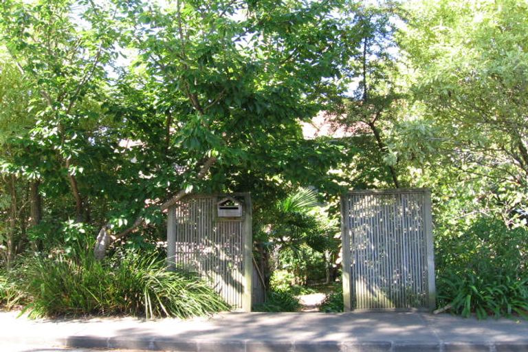 Photo of property in 38 Rock Isle Road, Torbay, Auckland, 0630