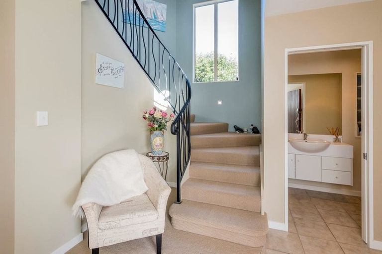 Photo of property in 22 Tutere Street, Waikanae Beach, Waikanae, 5036