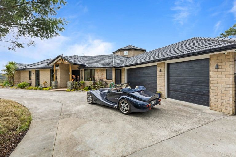 Photo of property in 65b Manuka Grove, Helensville, 0875