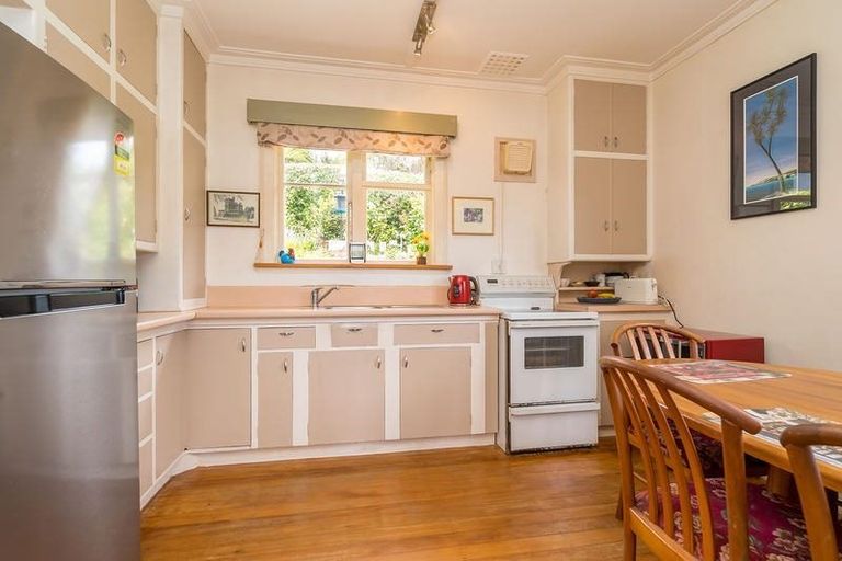 Photo of property in 16 Castlewood Road, Company Bay, Dunedin, 9014