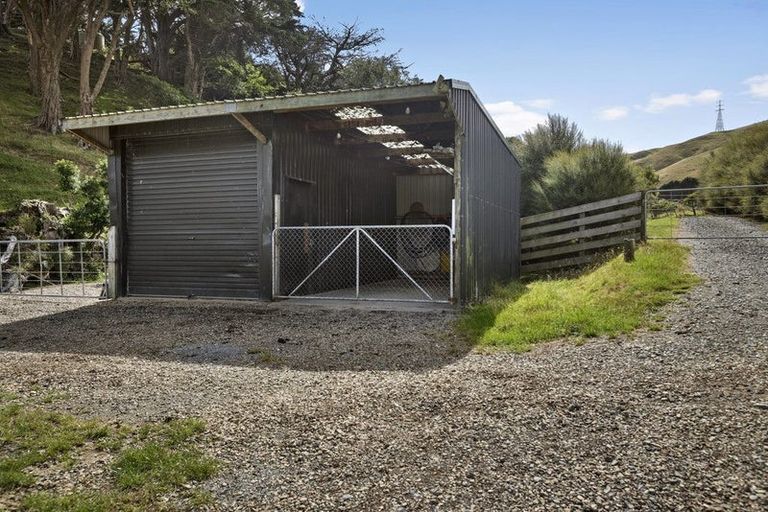 Photo of property in 18 Boom Rock Road, Ohariu, Wellington, 6037