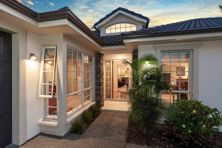 Photo of property in 23 Hendrika Court, Hobsonville, Auckland, 0618