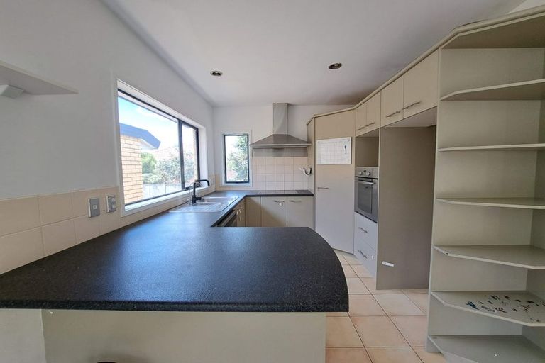 Photo of property in 2/19 Howe Street, Howick, Auckland, 2014