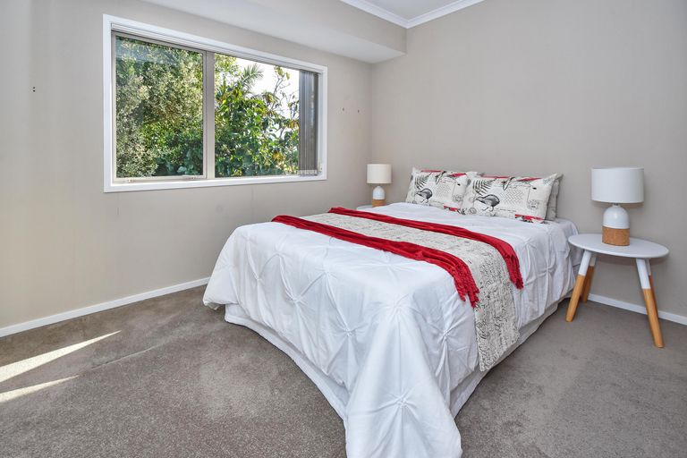 Photo of property in 19a Chippewa Place, Conifer Grove, Takanini, 2112