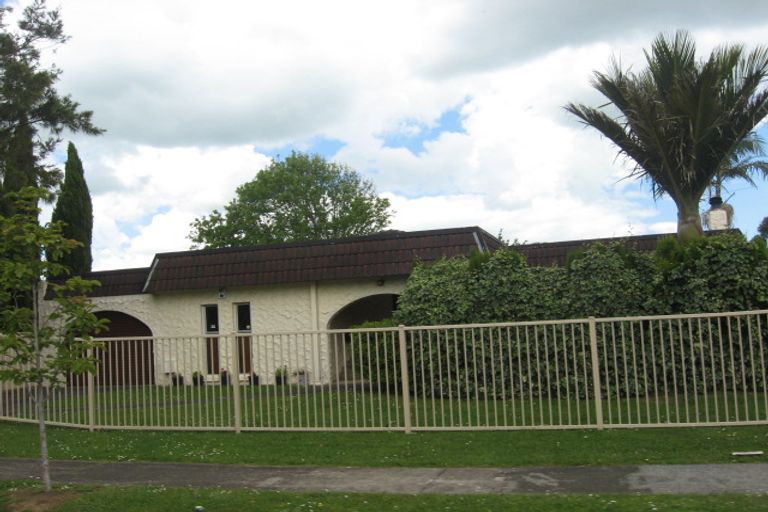 Photo of property in 11 Neems Place, Manurewa, Auckland, 2102