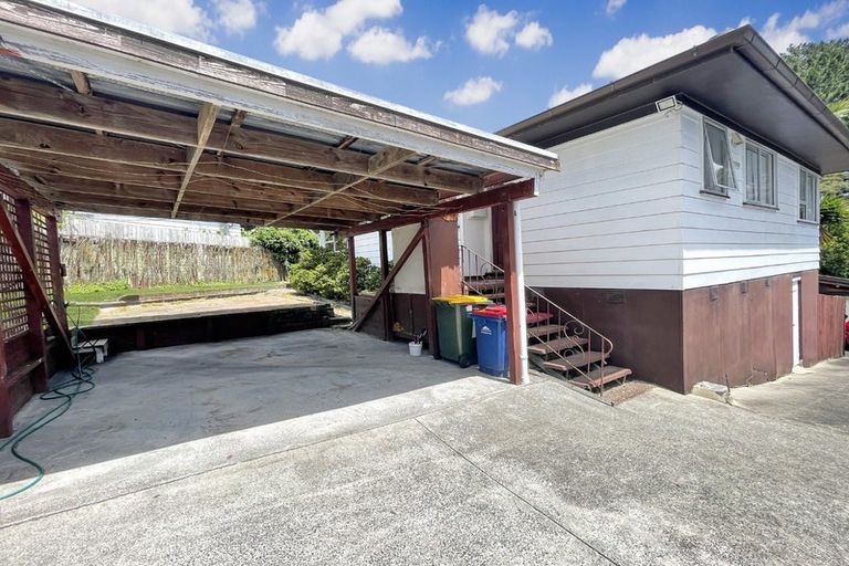 Photo of property in 1/15 Laser Place, Bayview, Auckland, 0629