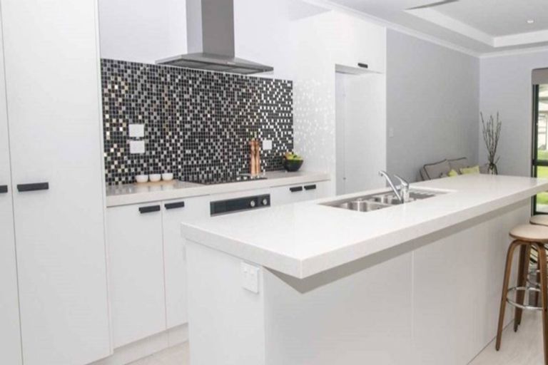 Photo of property in 4 Roka Street, Bell Block, New Plymouth, 4312