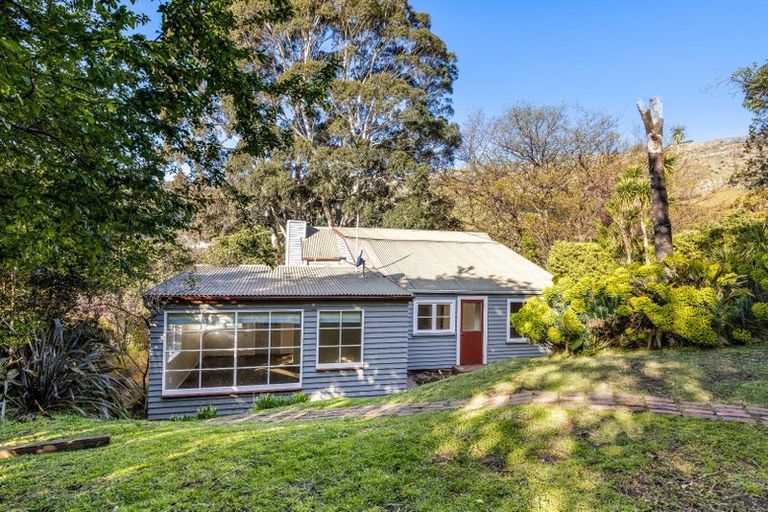 Photo of property in 65 Port Hills Road, Heathcote Valley, Christchurch, 8022