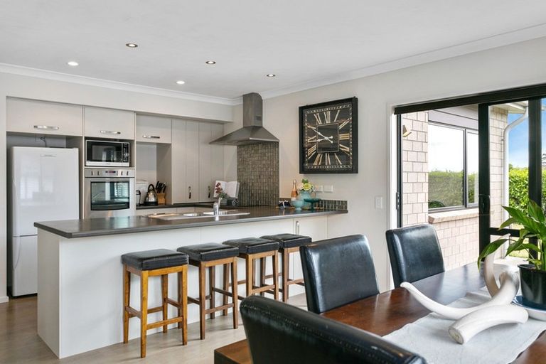 Photo of property in 15 Windsor Street, Richmond Heights, Taupo, 3330