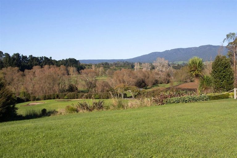 Photo of property in 60 Ballantyne Way, Aongatete, 3178