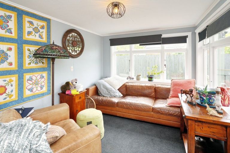 Photo of property in 2 Penfold Square, Leithfield, 7481