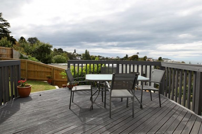 Photo of property in 23 Guys Hill Road, Hospital Hill, Napier, 4110